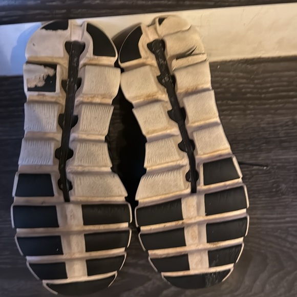 On Running Cloudswift
Alloy Eclipse Grey - Picture 5 of 5